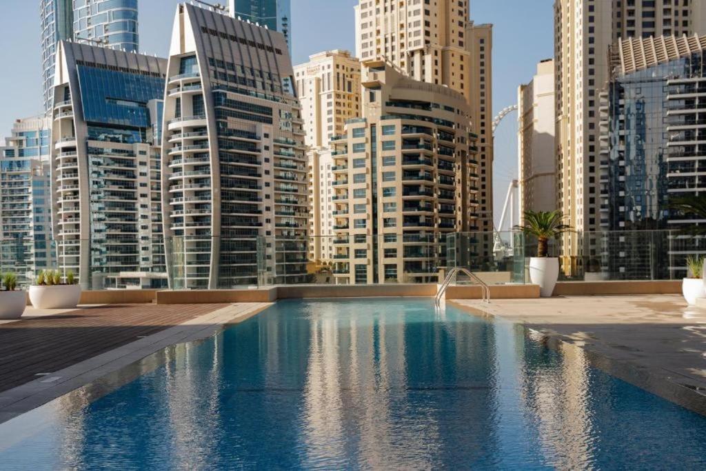 Apartment Luxury In Iconic Stella Maris Dubai