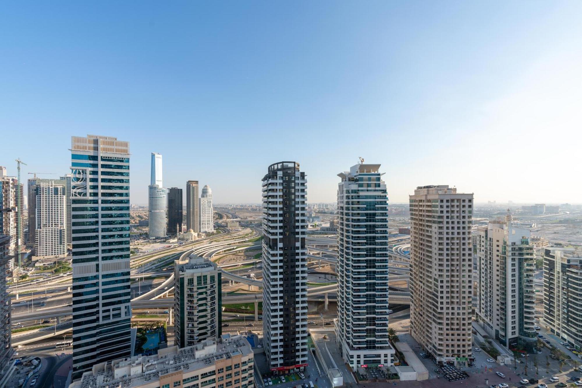 Luxury In Iconic Stella Maris Dubai